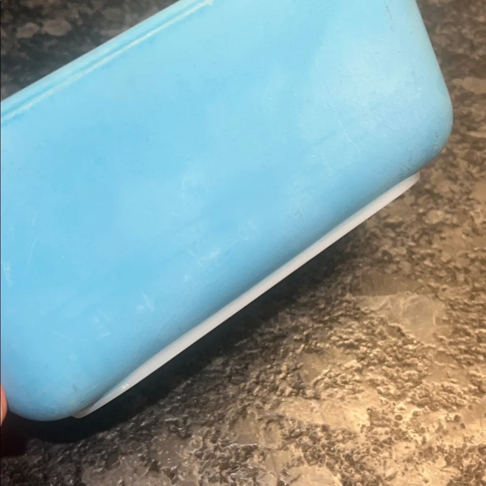 Vintage Pyrex Blue Rectangular casserole baking Dish.